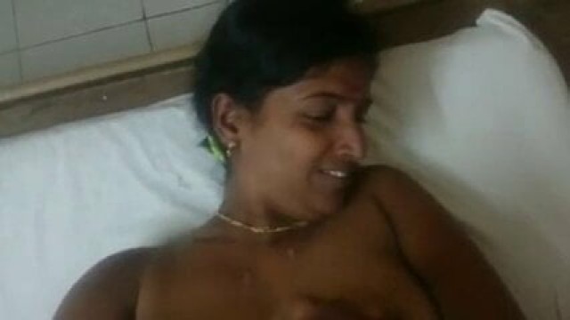 Latricia Aunty Xxx Tamil Wife Mom Straight Desi Hairy Pussy Hairy