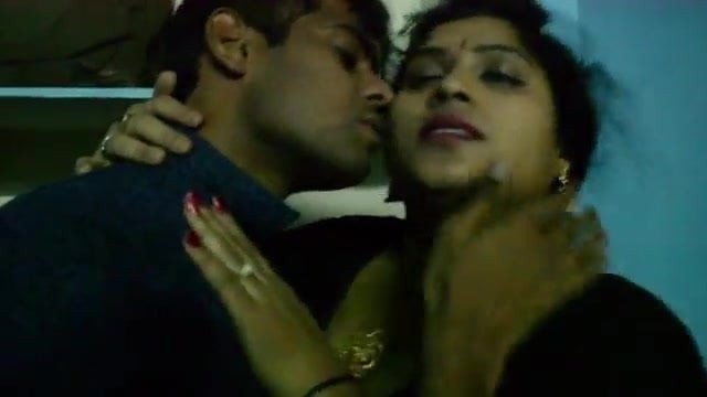 Sanjuana Big Tit Aunty Massage Indian Youngboy Telugu Aunty