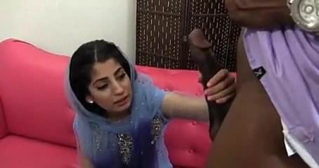 Caldonia Xxx Indian Girl Fucked Muslim Fuck Porn Amateur Muslim Girl