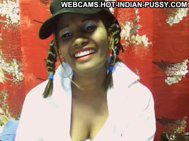 Indianbeauty Milf Muscular Sri Lankan Nude Model Medium Tits