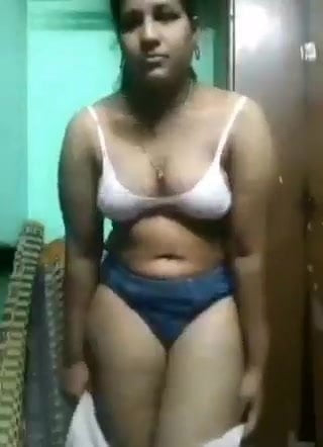 Nadene Hindu Indian Stolen Private Video Porn Desi